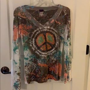 Long sleeve woman’s shirt